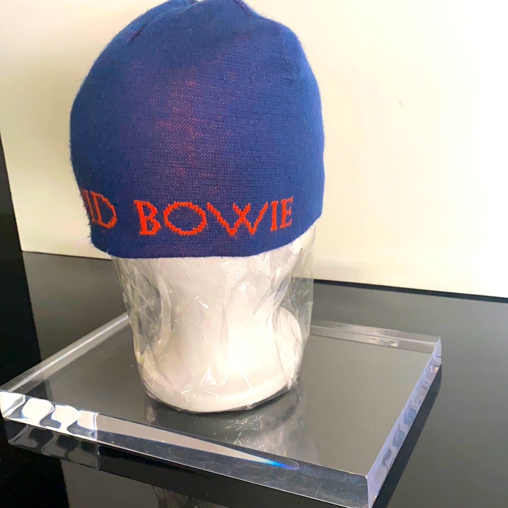 DAVID BOWIE ‘REALITY’ TOUR REVERSIBLE BEANIE, 2004